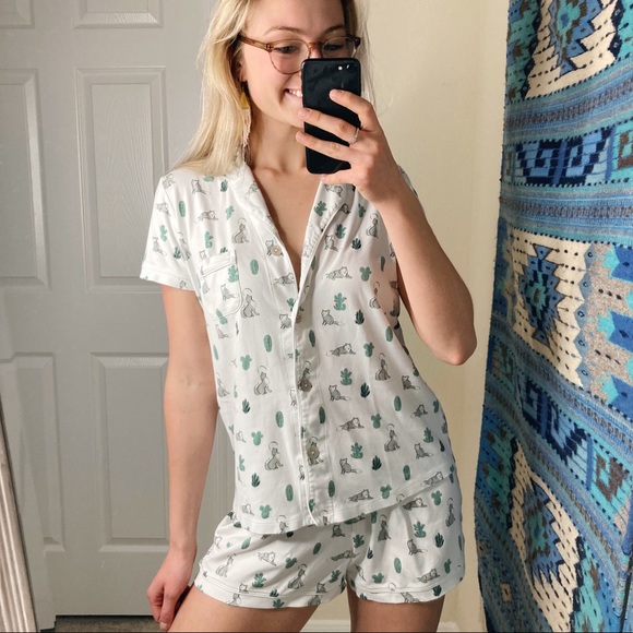 Roberta Roller Rabbit Other - Roller Rabbit Awoo coyote cactus pajama short set